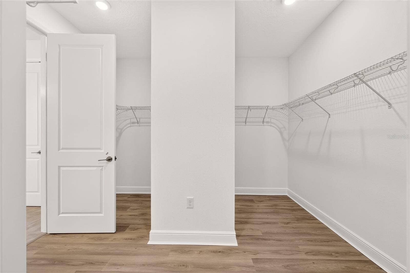 10313 SW 84TH ST ROAD, Ocala, FL 34481
