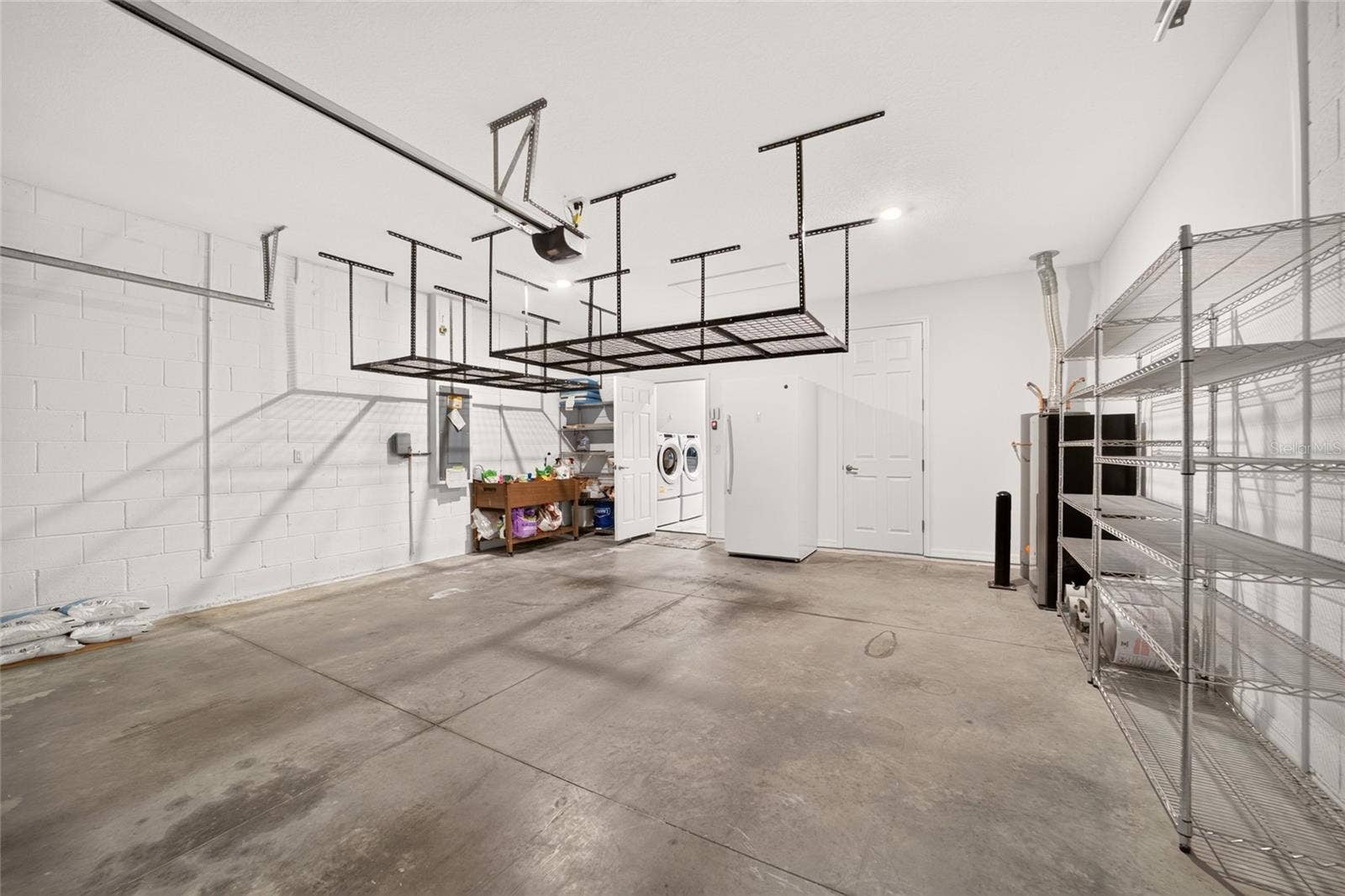 9064 SW 78TH STREET ROAD, Ocala, FL 34481