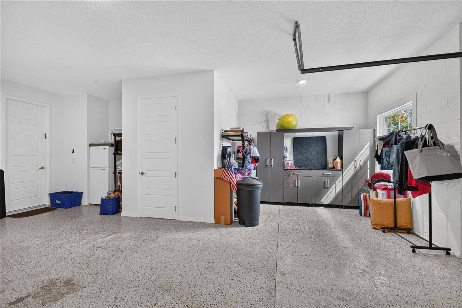 8820 SW 104TH CIRCLE, Ocala, FL 34481 Garage