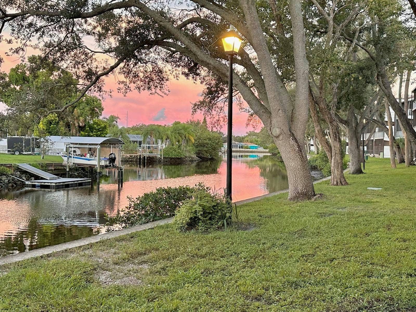 9209 TUDOR DRIVE, #C104, Tampa, FL 33615 9209 TUDOR DRIVE, #C104, Tampa, FL 33615
