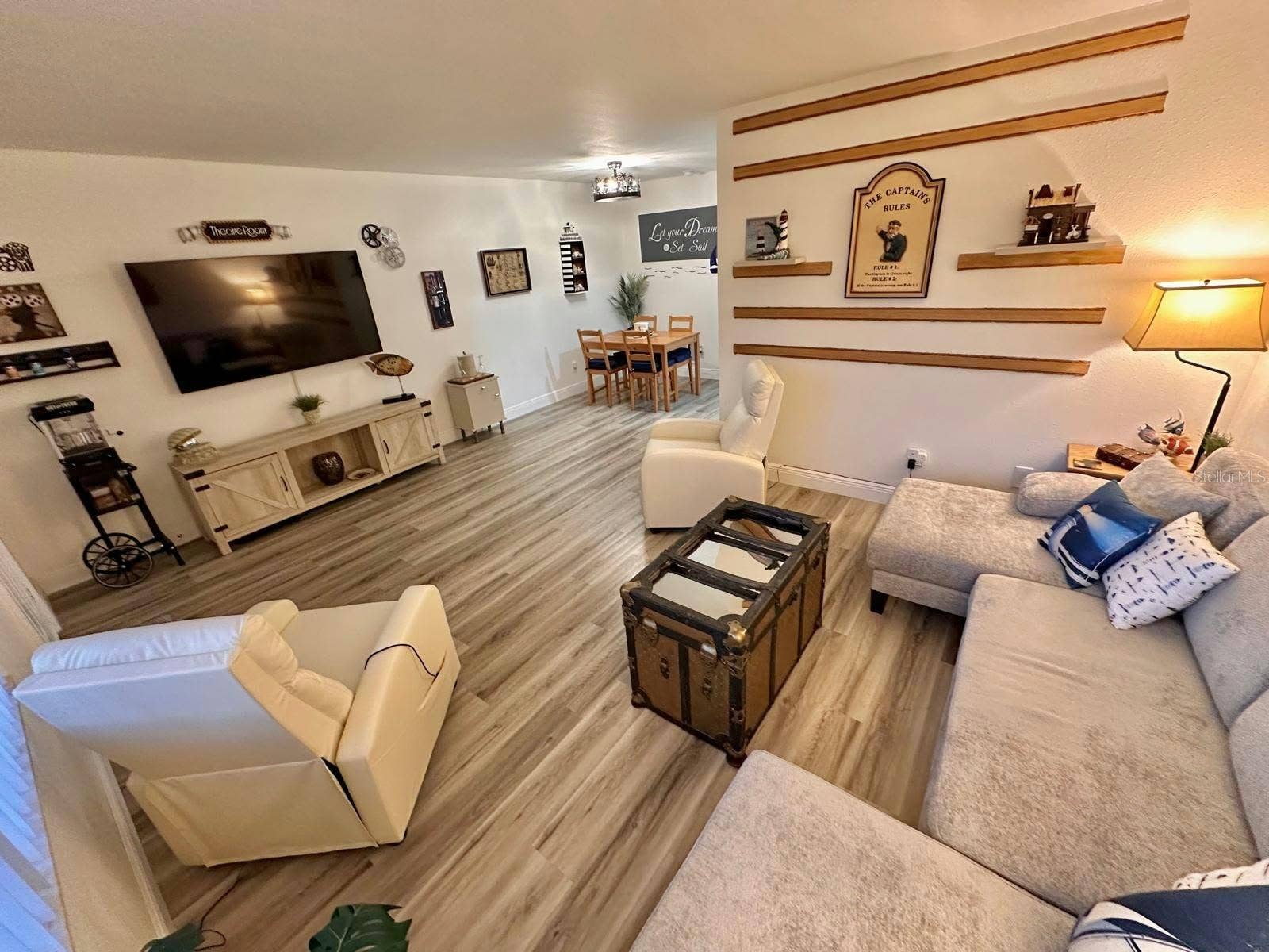 9209 TUDOR DRIVE, #C104, Tampa, FL 33615 9209 TUDOR DRIVE, #C104, Tampa, FL 33615