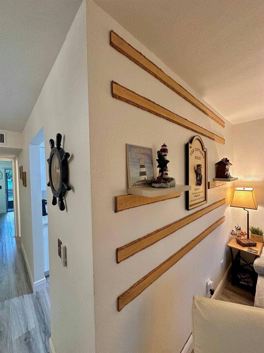 9209 TUDOR DRIVE, #C104, Tampa, FL 33615 9209 TUDOR DRIVE, #C104, Tampa, FL 33615