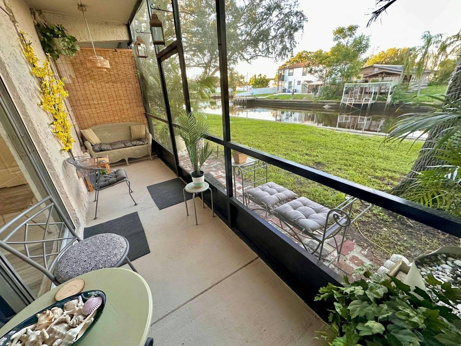 9209 TUDOR DRIVE, #C104, Tampa, FL 33615 9209 TUDOR DRIVE, #C104, Tampa, FL 33615
