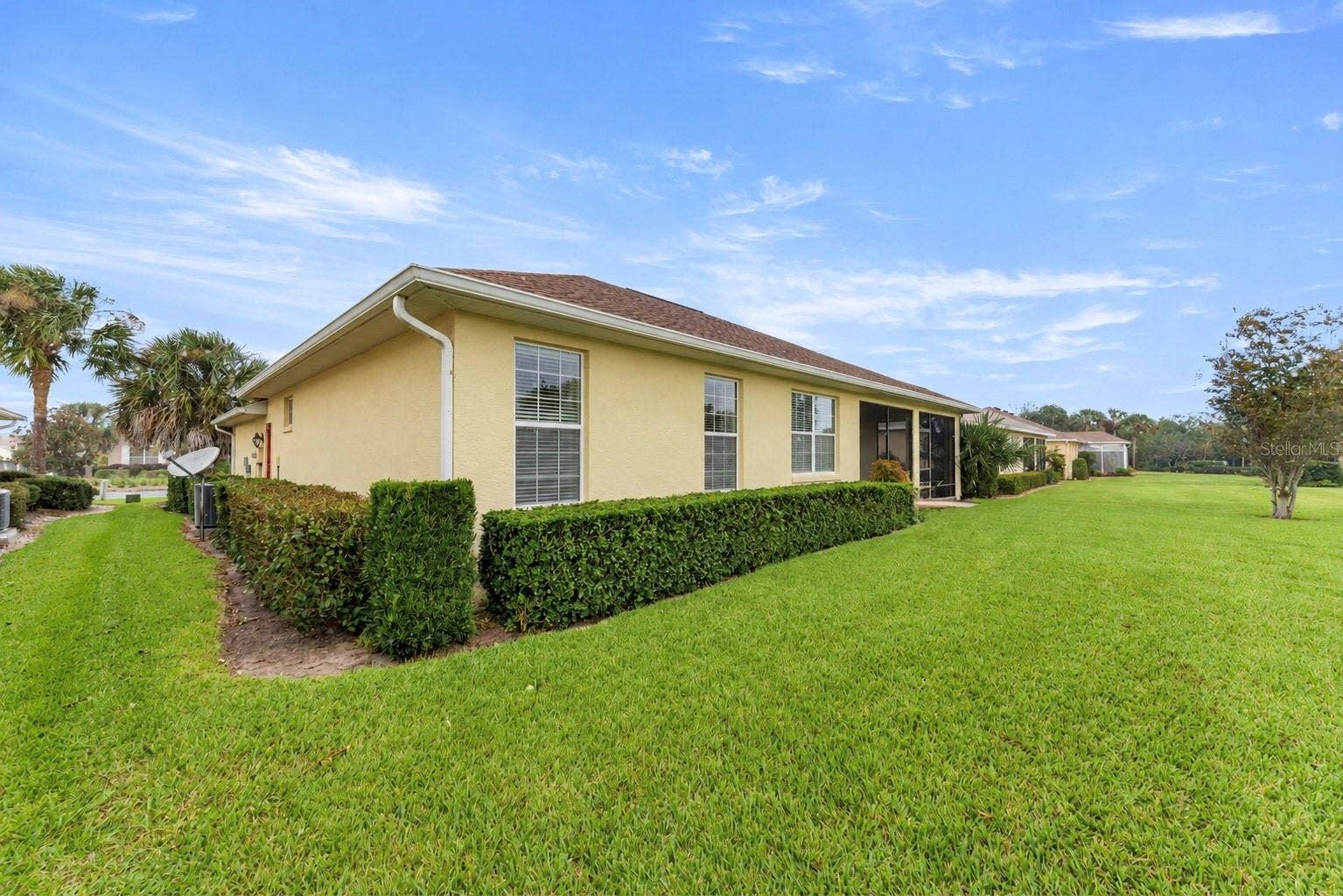 8479 SW 84TH LOOP, Ocala, FL 34481 Side View of Home