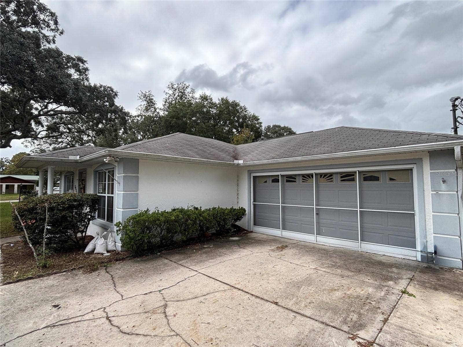 2042 SE 175TH TERRACE, Silver Springs, FL 34488 2042 SE 175TH TERRACE, Silver Springs, FL 34488