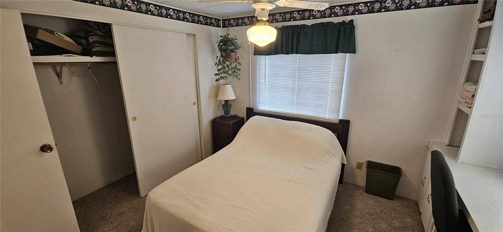 Bedroom 2 entry
