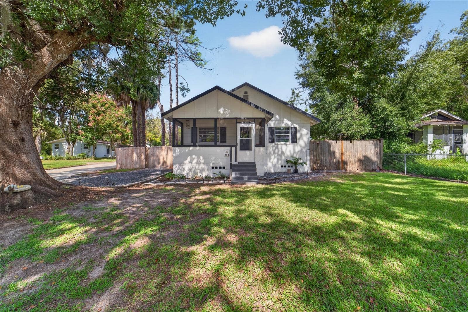 905 NE 4TH STREET, Ocala, FL 34470 905 NE 4TH STREET, Ocala, FL 34470