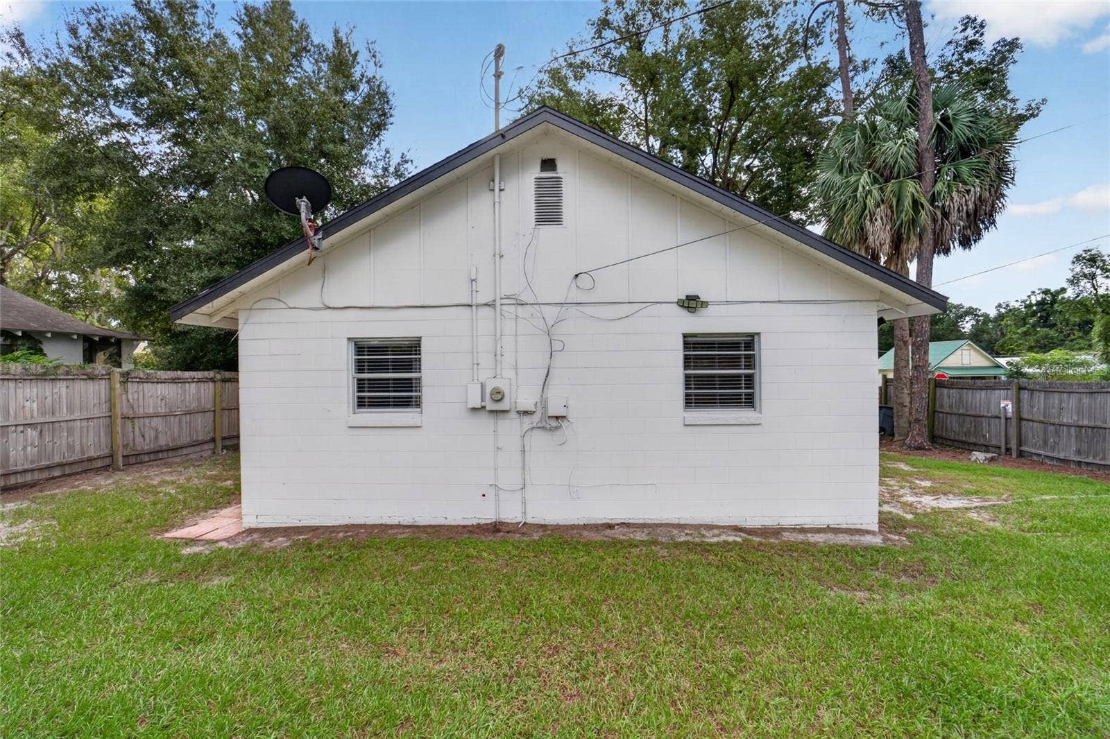 905 NE 4TH STREET, Ocala, FL 34470 905 NE 4TH STREET, Ocala, FL 34470