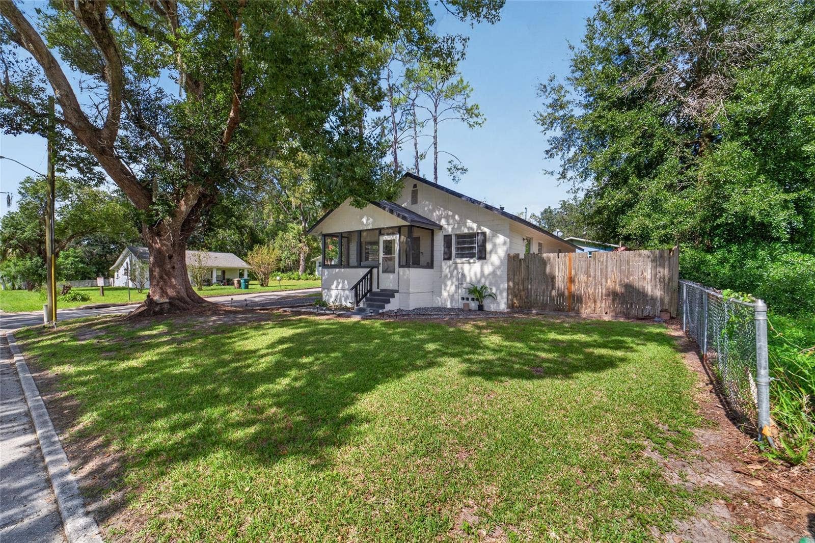 905 NE 4TH STREET, Ocala, FL 34470 905 NE 4TH STREET, Ocala, FL 34470