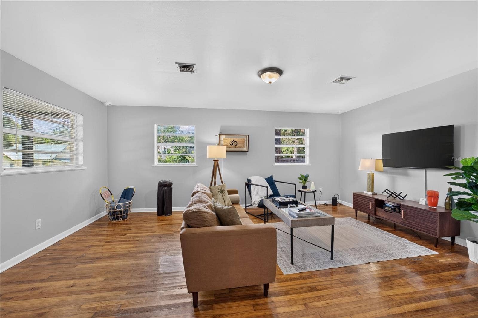 905 NE 4TH STREET, Ocala, FL 34470 905 NE 4TH STREET, Ocala, FL 34470
