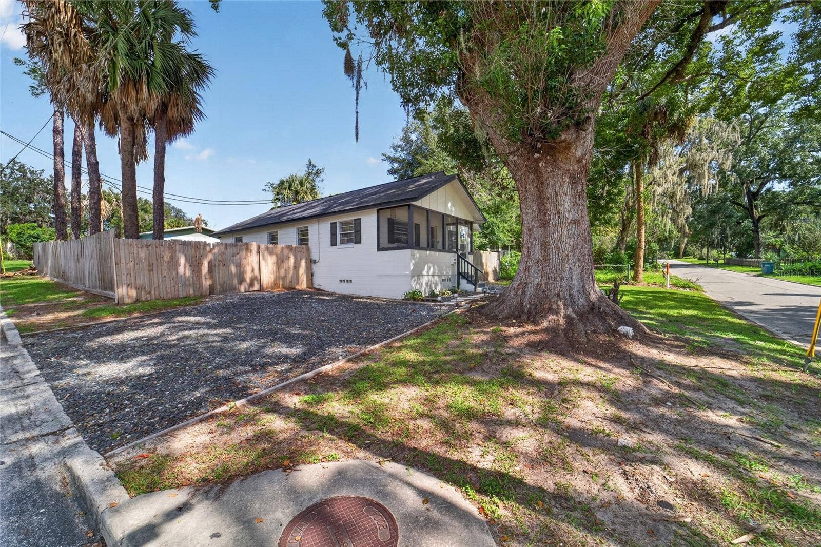 905 NE 4TH STREET, Ocala, FL 34470 905 NE 4TH STREET, Ocala, FL 34470