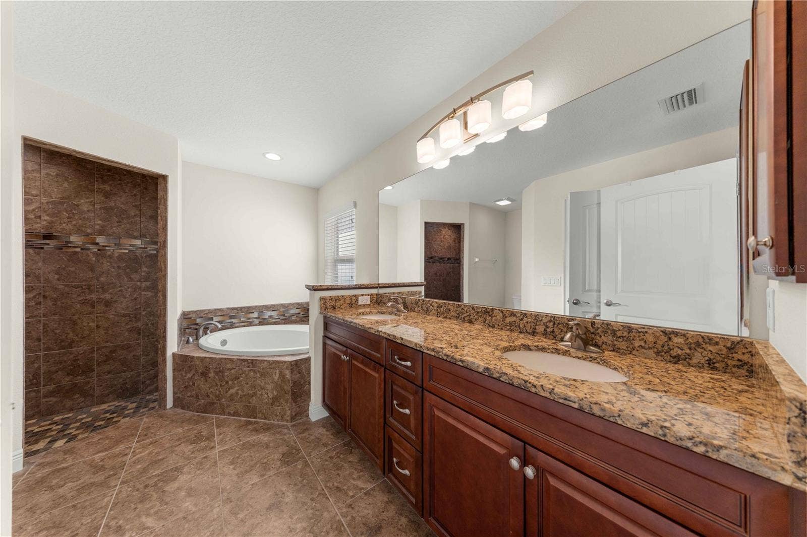 2700 W TRACY COURT, Dunnellon, FL 34433