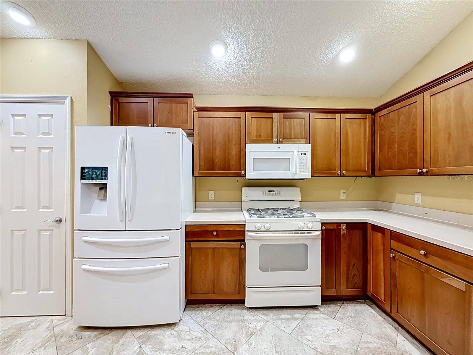863 CASTLEBERRY CIRCLE, The Villages, FL 32162 863 CASTLEBERRY CIRCLE, The Villages, FL 32162
