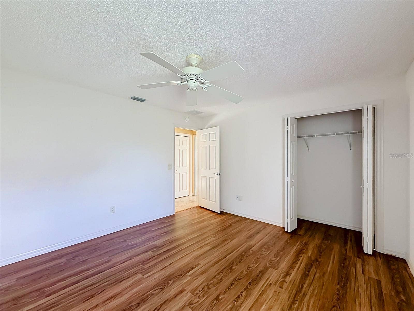 863 CASTLEBERRY CIRCLE, The Villages, FL 32162 863 CASTLEBERRY CIRCLE, The Villages, FL 32162