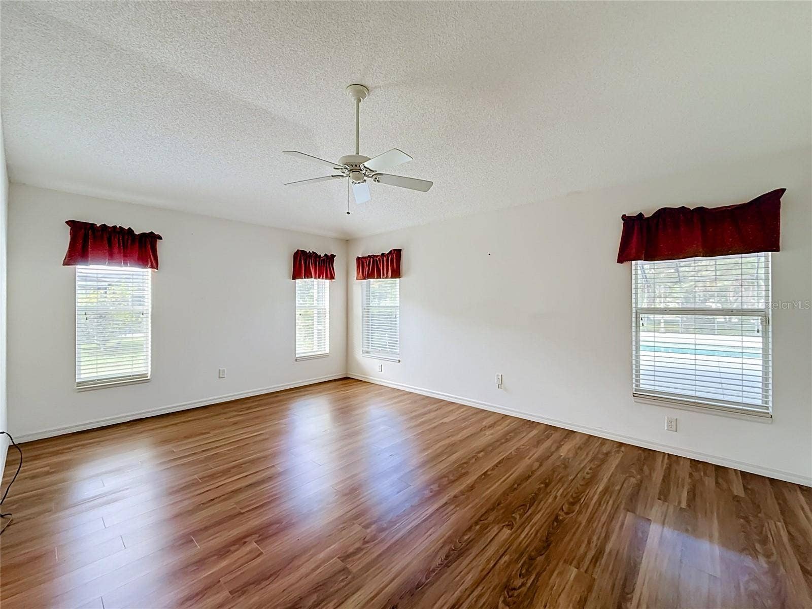 863 CASTLEBERRY CIRCLE, The Villages, FL 32162 863 CASTLEBERRY CIRCLE, The Villages, FL 32162