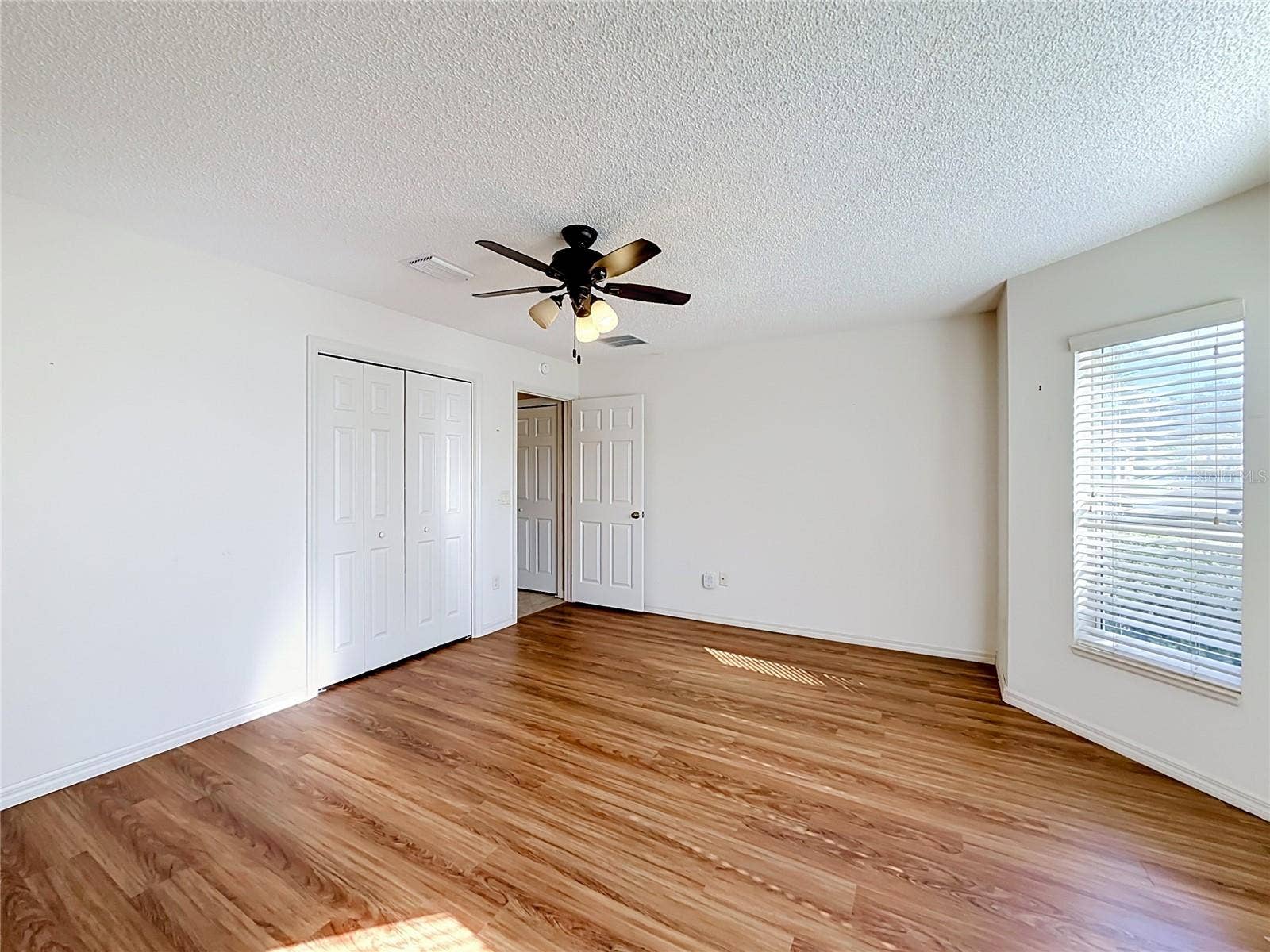 863 CASTLEBERRY CIRCLE, The Villages, FL 32162 863 CASTLEBERRY CIRCLE, The Villages, FL 32162
