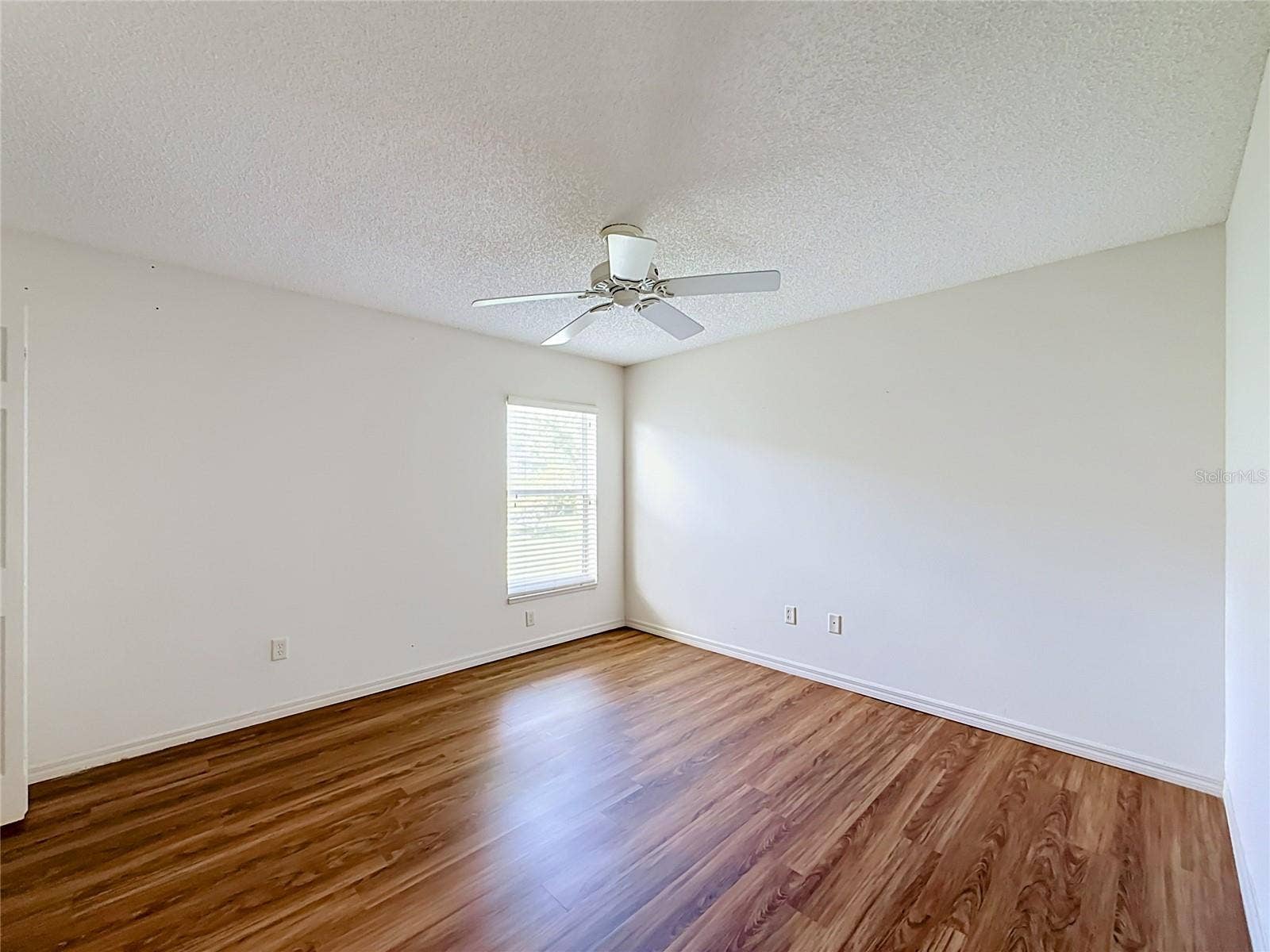 863 CASTLEBERRY CIRCLE, The Villages, FL 32162 863 CASTLEBERRY CIRCLE, The Villages, FL 32162