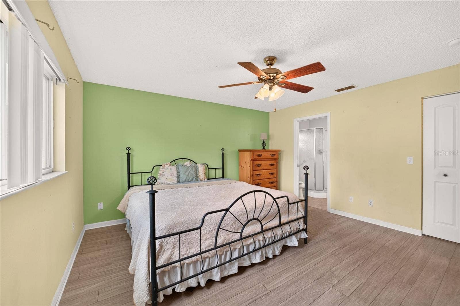 9681 SW 97TH PLACE, Ocala, FL 34481 9681 SW 97TH PLACE, Ocala, FL 34481