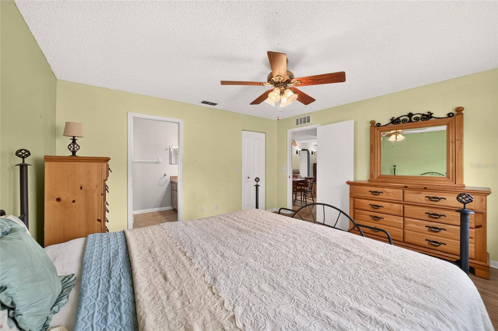 9681 SW 97TH PLACE, Ocala, FL 34481 9681 SW 97TH PLACE, Ocala, FL 34481