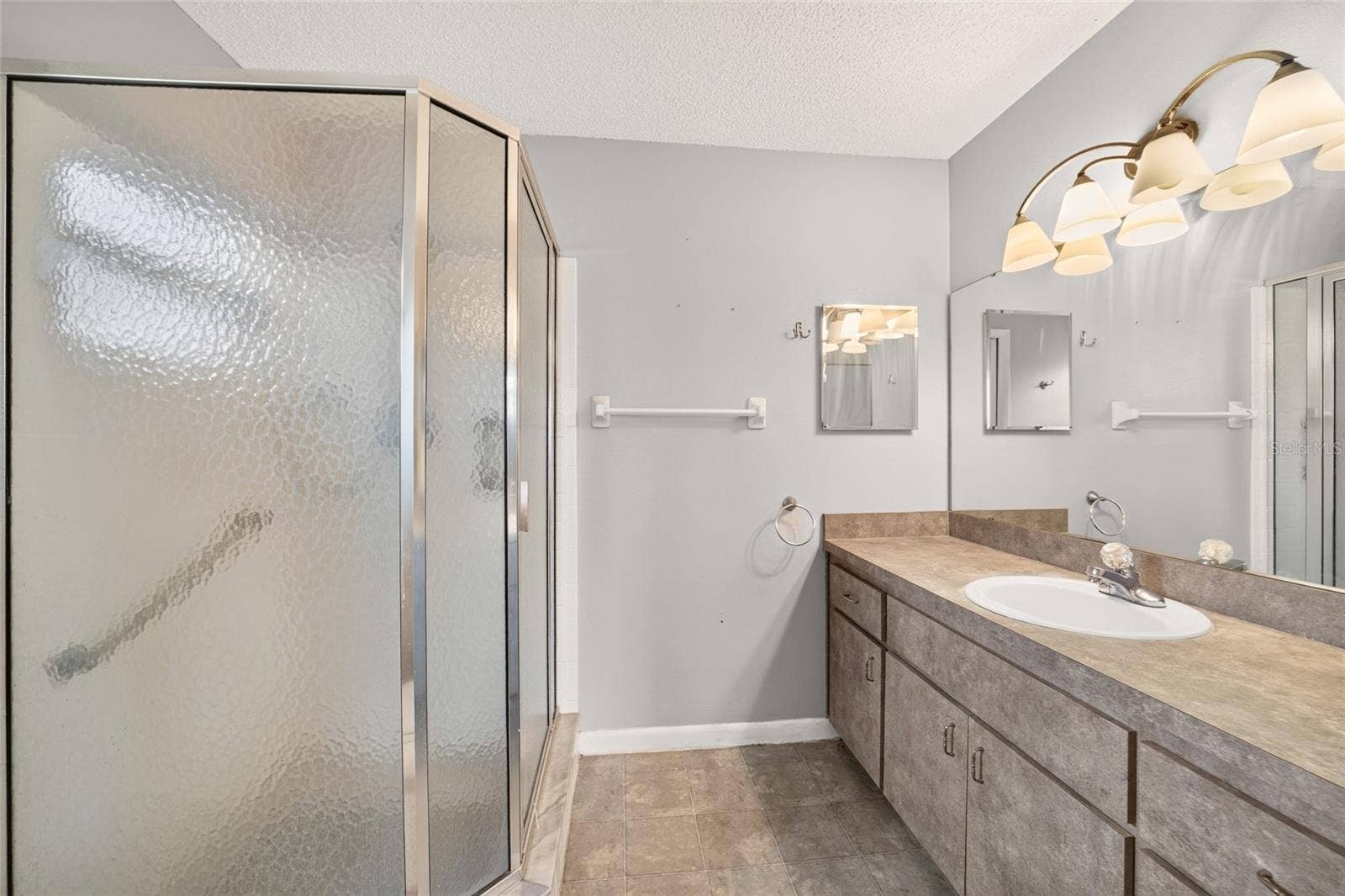 9681 SW 97TH PLACE, Ocala, FL 34481 9681 SW 97TH PLACE, Ocala, FL 34481