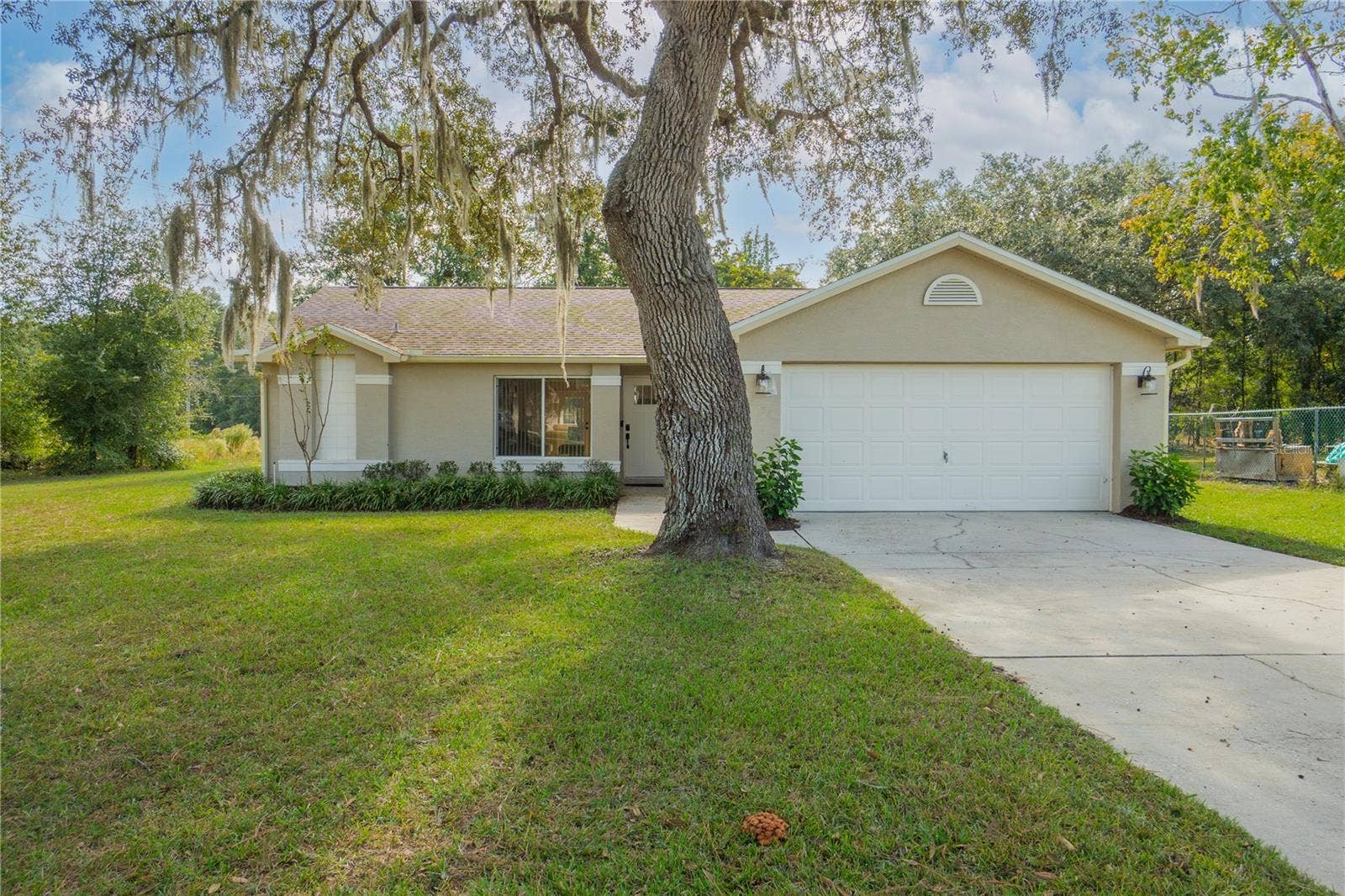5054 W MAPLELEAF COURT, Lecanto, FL 34461 5054 W MAPLELEAF COURT, Lecanto, FL 34461