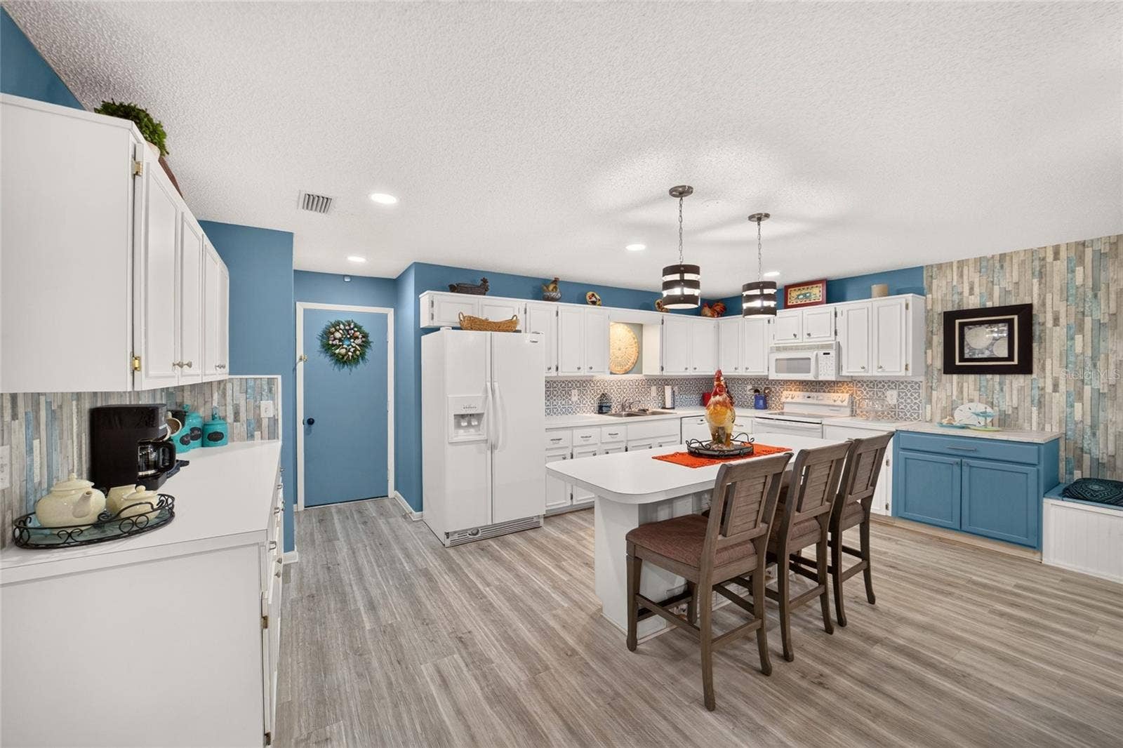 8711 SW 92ND PLACE, #D, Ocala, FL 34481 8711 SW 92ND PLACE, #D, Ocala, FL 34481