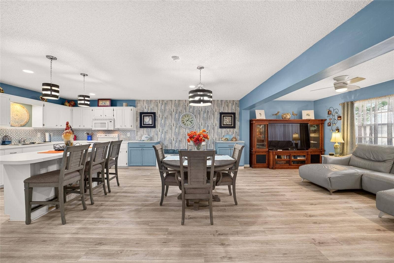 8711 SW 92ND PLACE, #D, Ocala, FL 34481 8711 SW 92ND PLACE, #D, Ocala, FL 34481