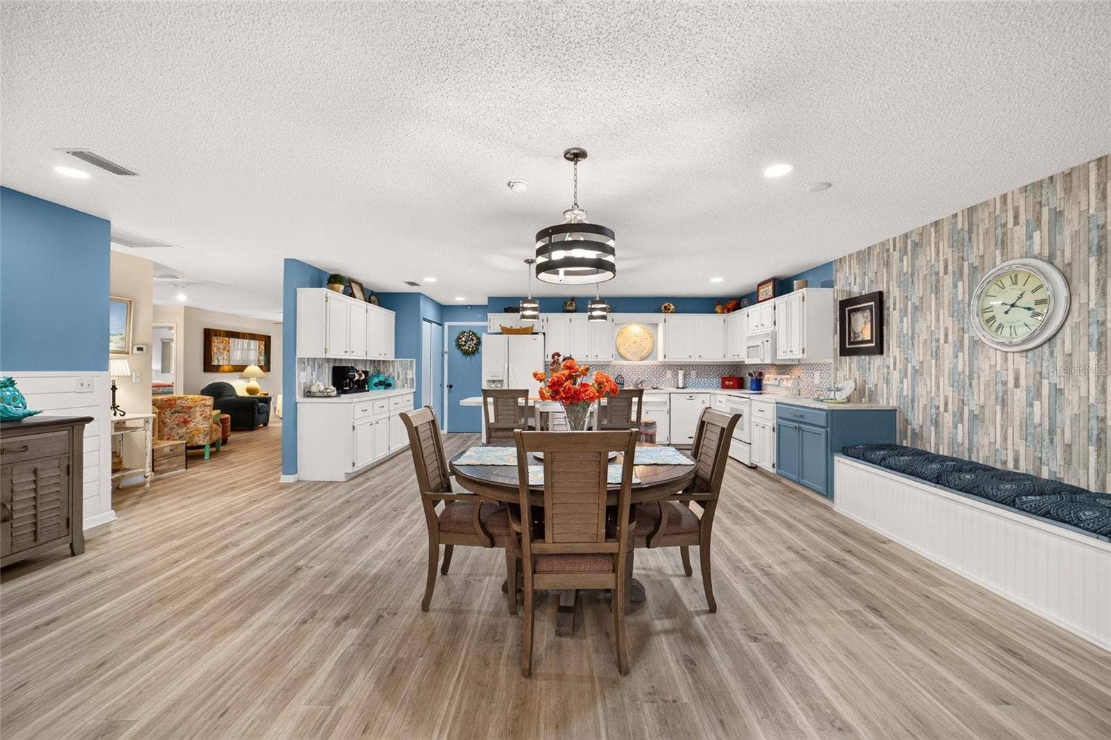 8711 SW 92ND PLACE, #D, Ocala, FL 34481 8711 SW 92ND PLACE, #D, Ocala, FL 34481