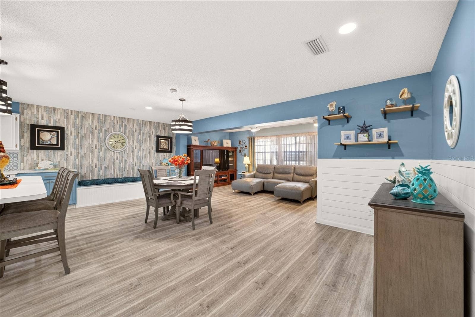 8711 SW 92ND PLACE, #D, Ocala, FL 34481 8711 SW 92ND PLACE, #D, Ocala, FL 34481