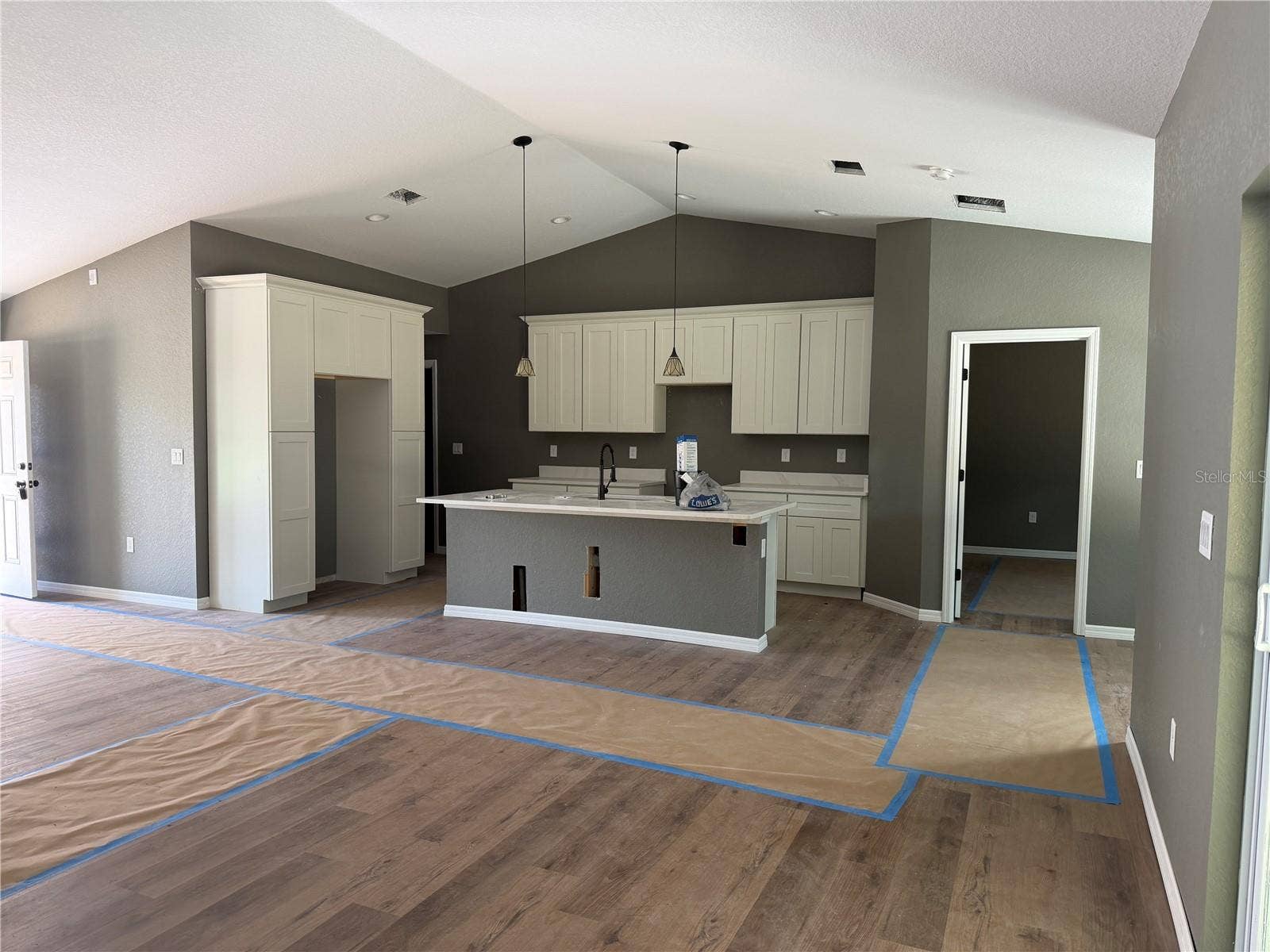6577 SW 131ST PLACE, Ocala, FL 34473 6577 SW 131ST PLACE, Ocala, FL 34473