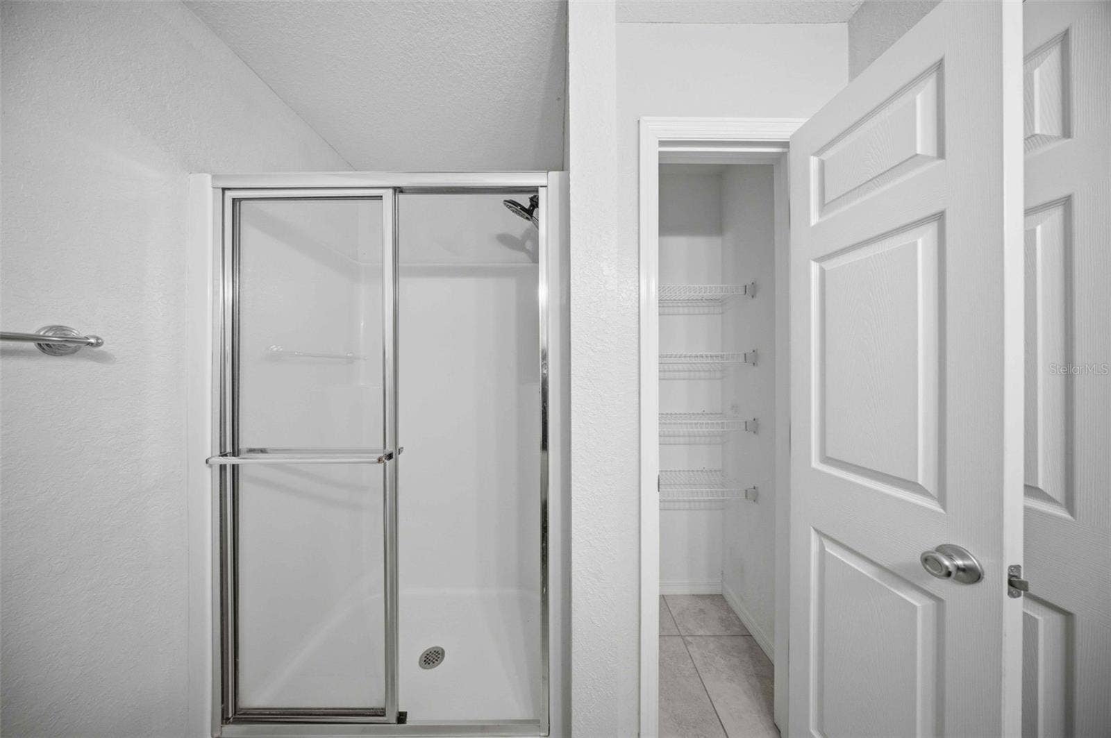 5931 NW 62ND PLACE, Ocala, FL 34482 Primary Bath