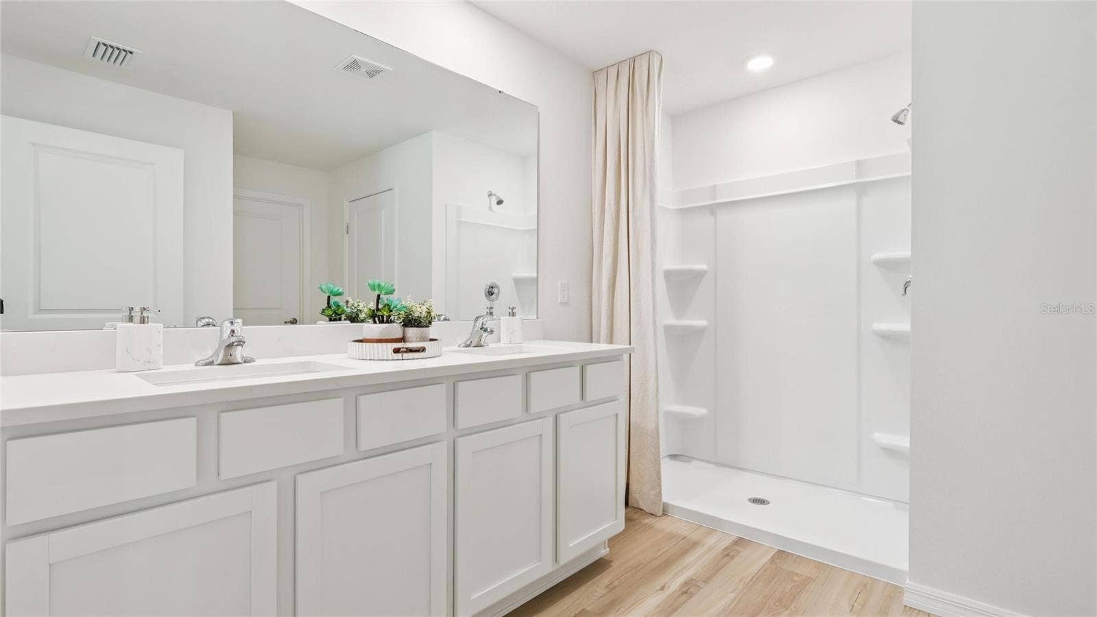 7098 SE 112TH LANE, Belleview, FL 34420 7098 SE 112TH LANE, Belleview, FL 34420