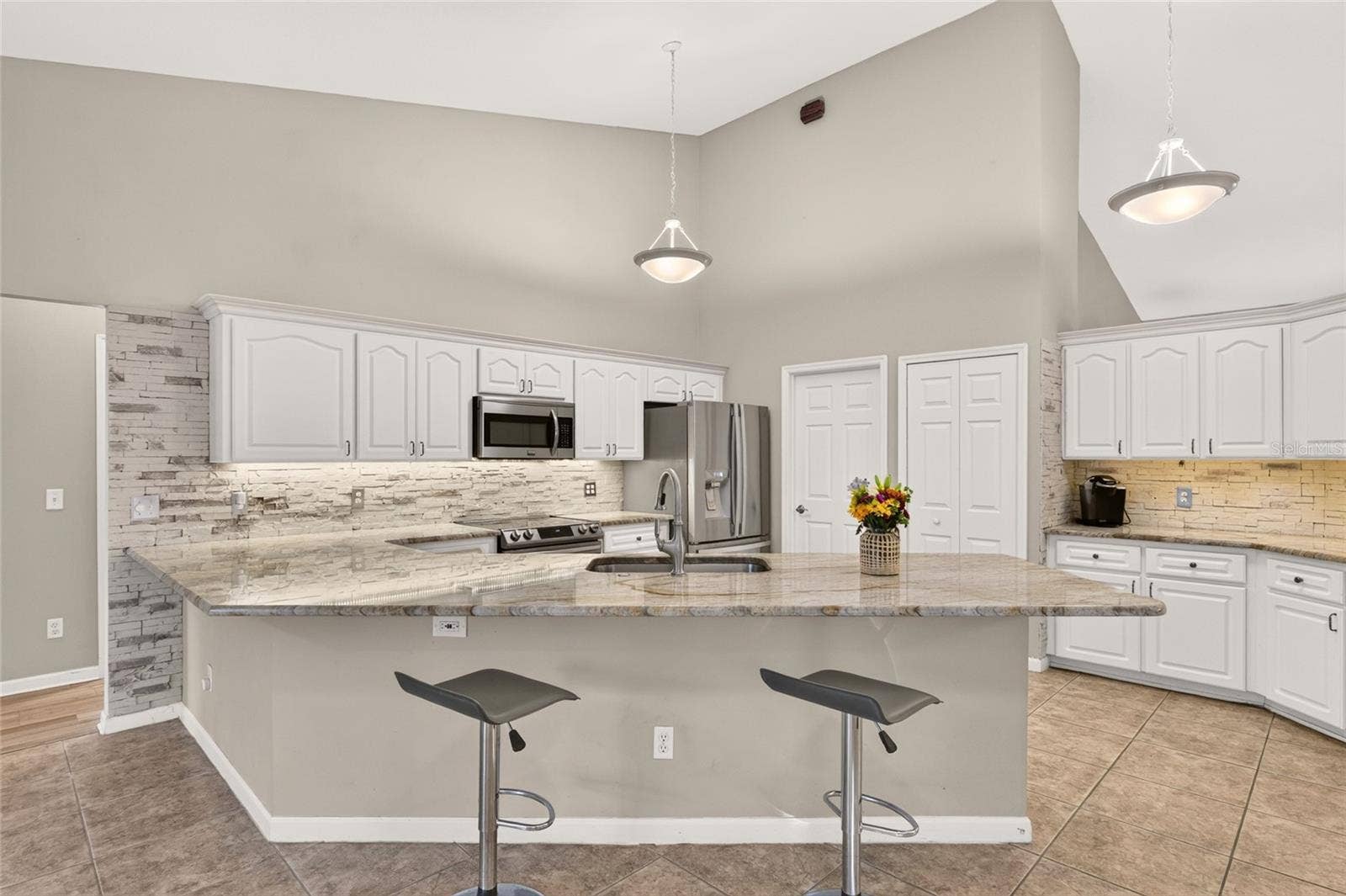 1960 NW 58TH COURT, Ocala, FL 34482