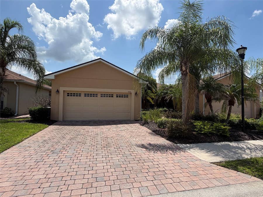 Property photo for 1224 VIENNA SQUARE DRIVE, Winter Haven, FL