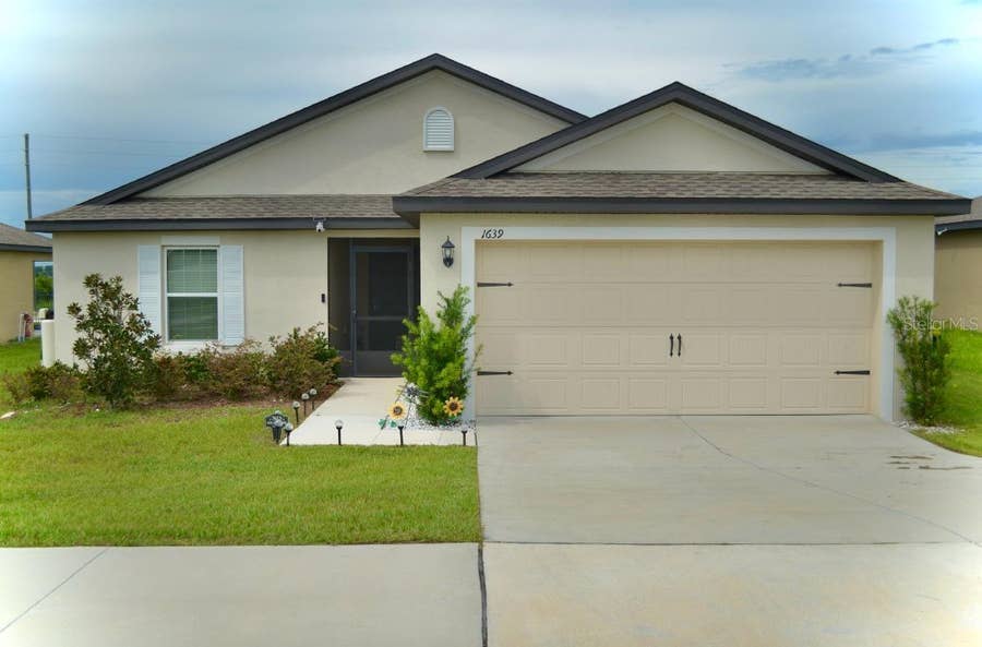 Property photo for 1639 SWAN LAKE CIRCLE, Dundee, FL