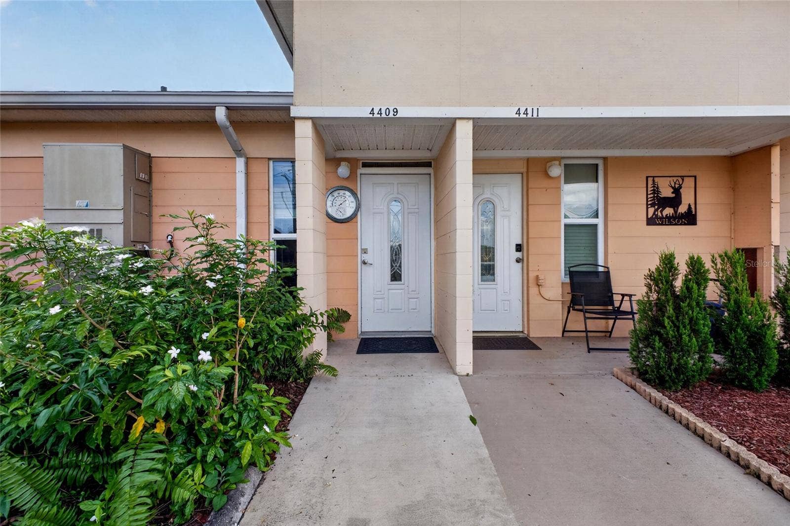 4409 CLUB CIRCLE, Lake Wales, FL 33898 Welcome to this charming 1-bedroom, 1-bath villa located in the desirable Lakeshore Club community, offering resort-style amenities and a relaxed Florida lifestyle.