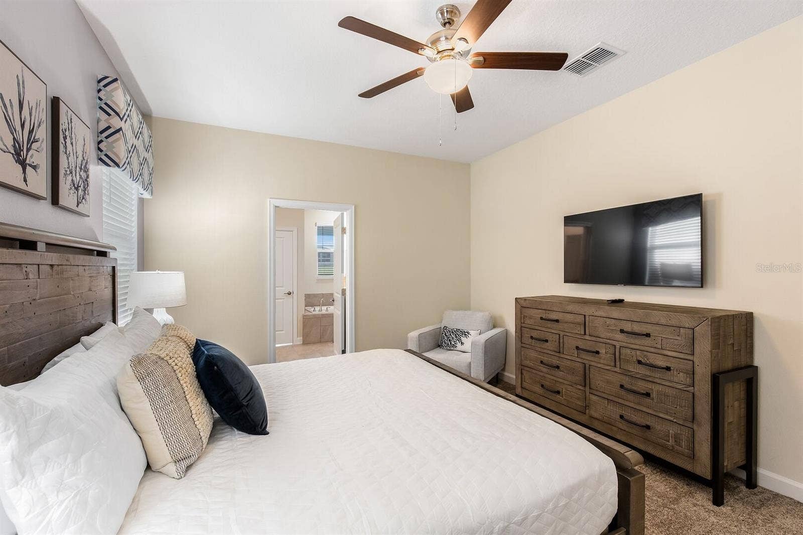 9012 SOMMERSET HILLS DRIVE, Davenport, FL 33896 9012 SOMMERSET HILLS DRIVE, Davenport, FL 33896