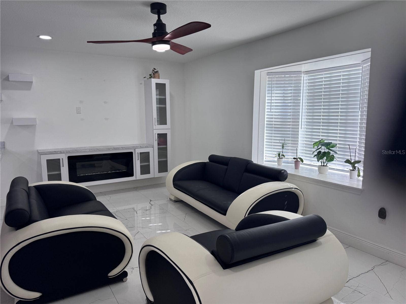 4324 PINE LAKE DRIVE, St Cloud, FL 34769 4324 PINE LAKE DRIVE, St Cloud, FL 34769