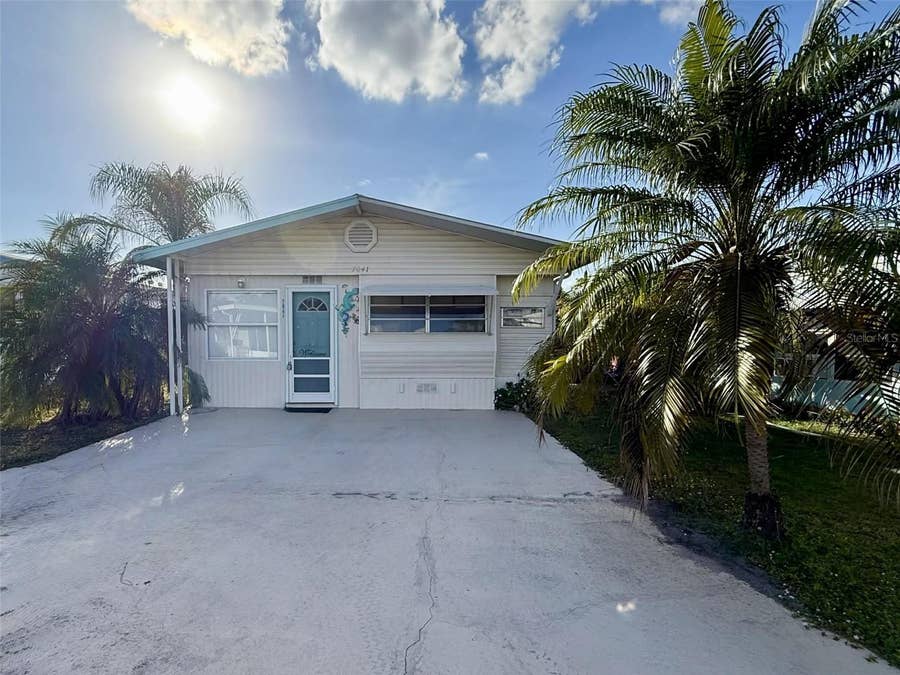 Property photo for 7041 FAIRVIEW VILLAGE CIRCLE, Winter Haven, FL