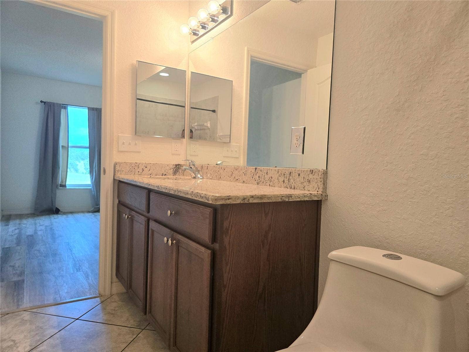 326 DINNER LAKE COURT, Lake Wales, FL 33859 Primary Bathroom