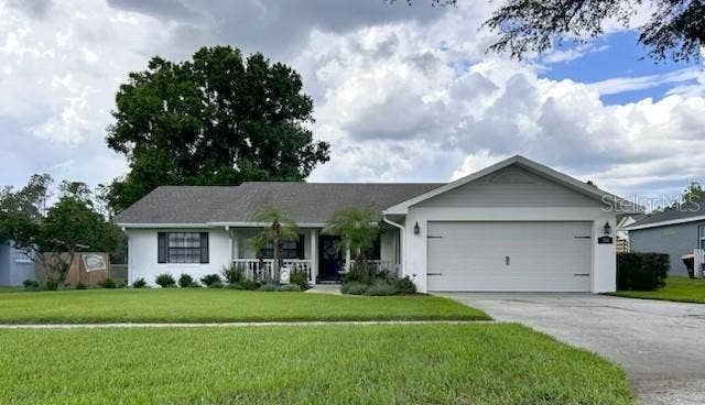 Property photo for 334 PALMVIEW CIRCLE N, Auburndale, FL