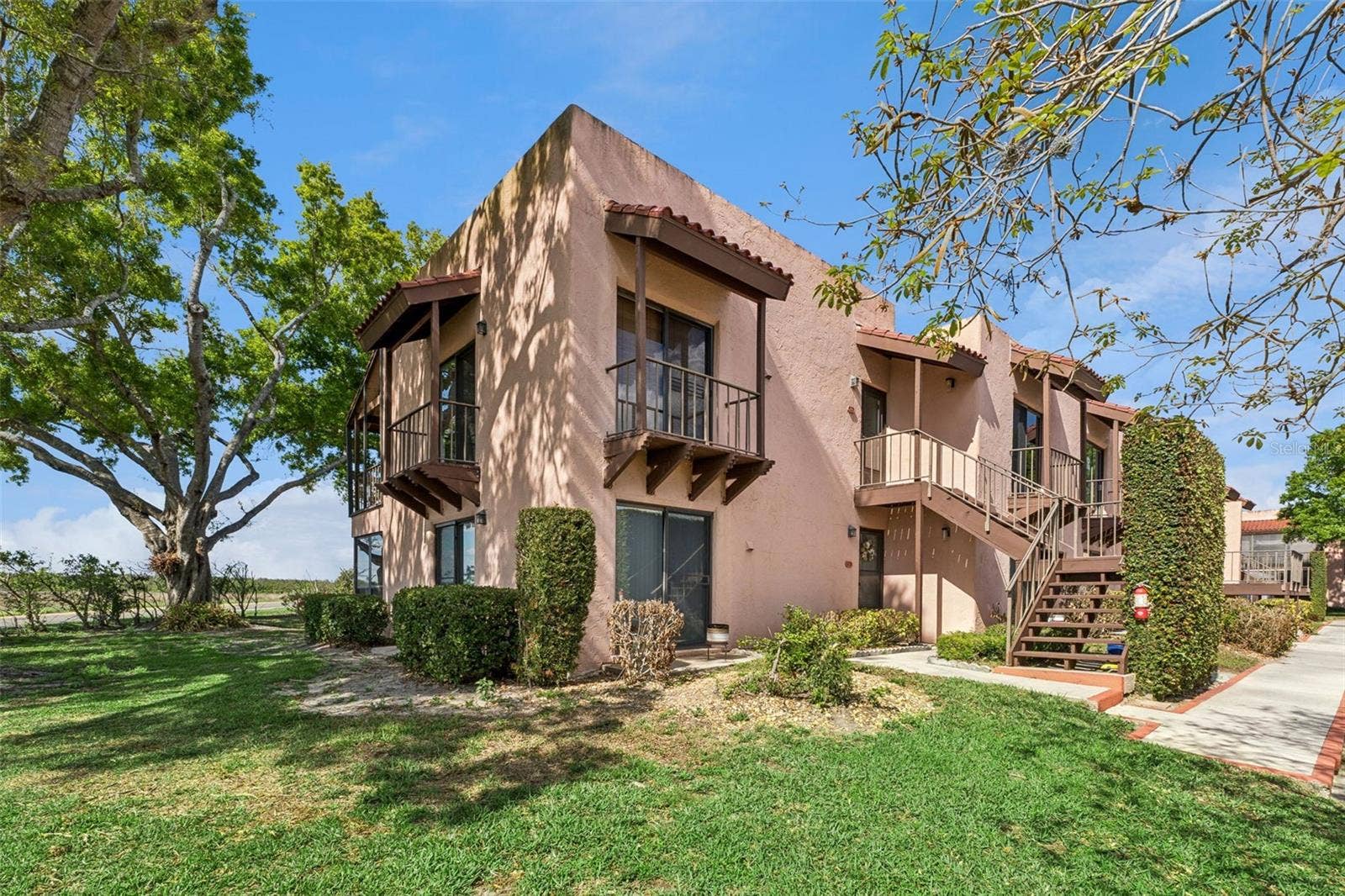 210 LA CASA, #210, Lake Wales, FL 33898 End Unit exterior view