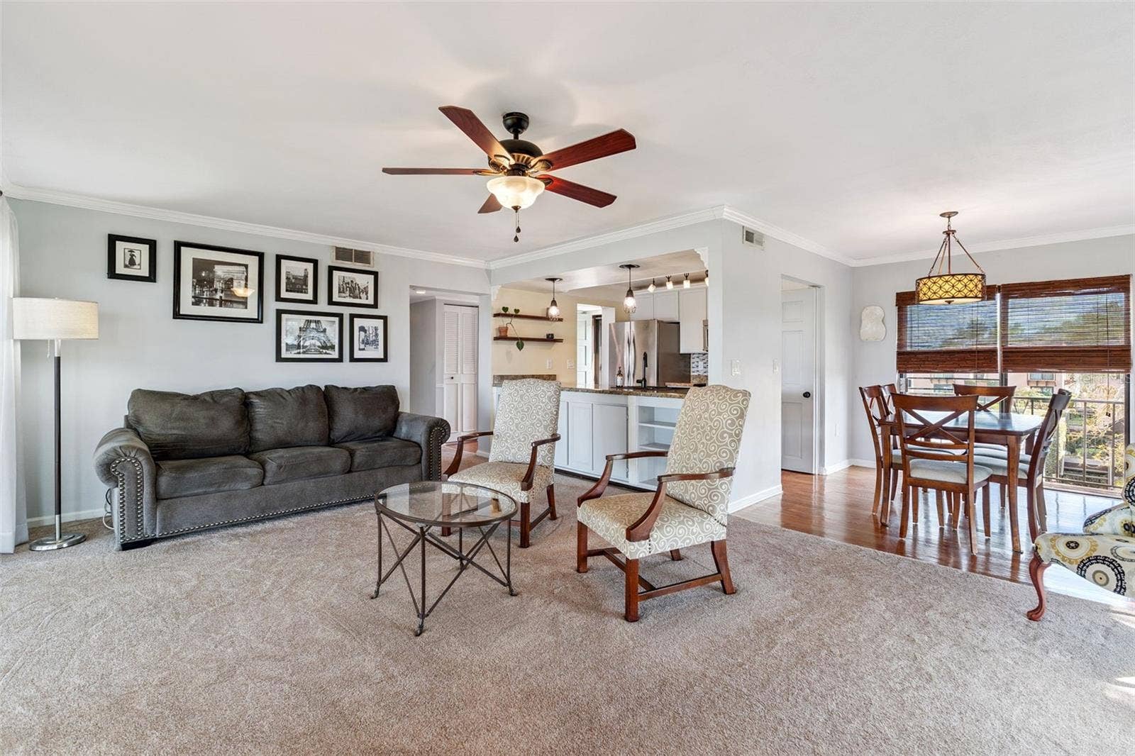 210 LA CASA, #210, Lake Wales, FL 33898 Living room/dining room