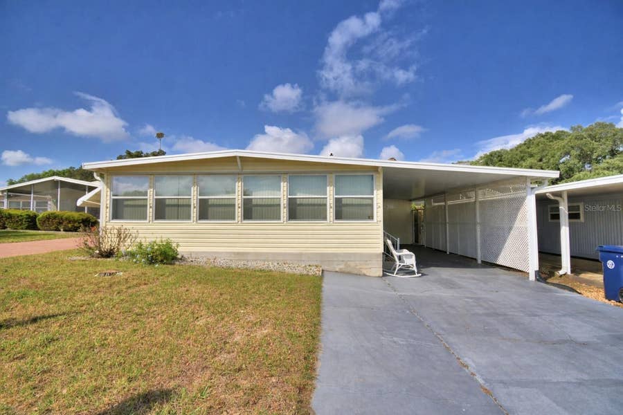 Property photo for 169 PARADISE LANE, Auburndale, FL