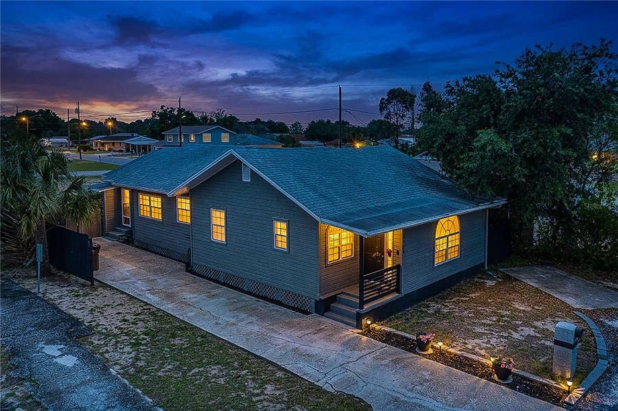 Property photo for 1124 AVENUE F, Haines City, FL