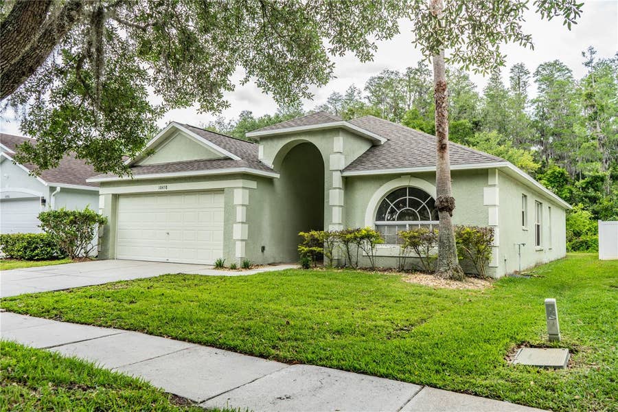 Property photo for 10458 LUCAYA DRIVE, Tampa, FL