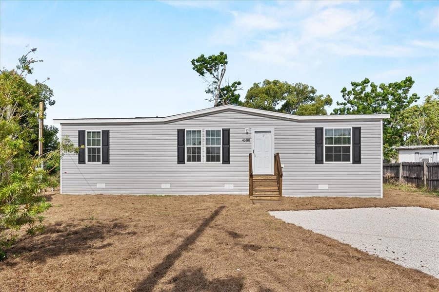 Property photo for 1909 PLEASURE DRIVE, Holiday, FL