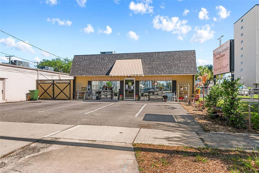 Property photo for 155 AVENUE B SW, Winter Haven, FL