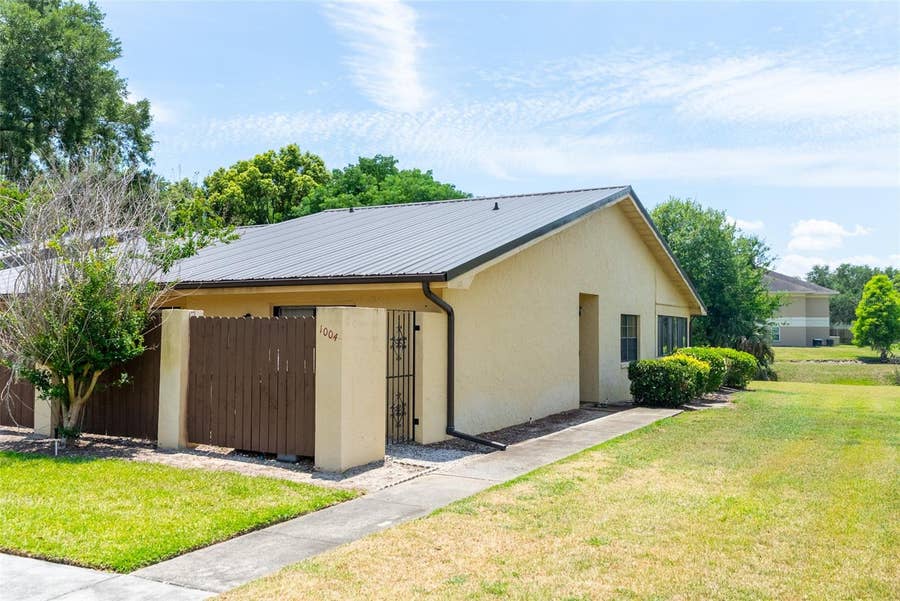 Property photo for 1004 MEDINAH DRIVE, Winter Haven, FL