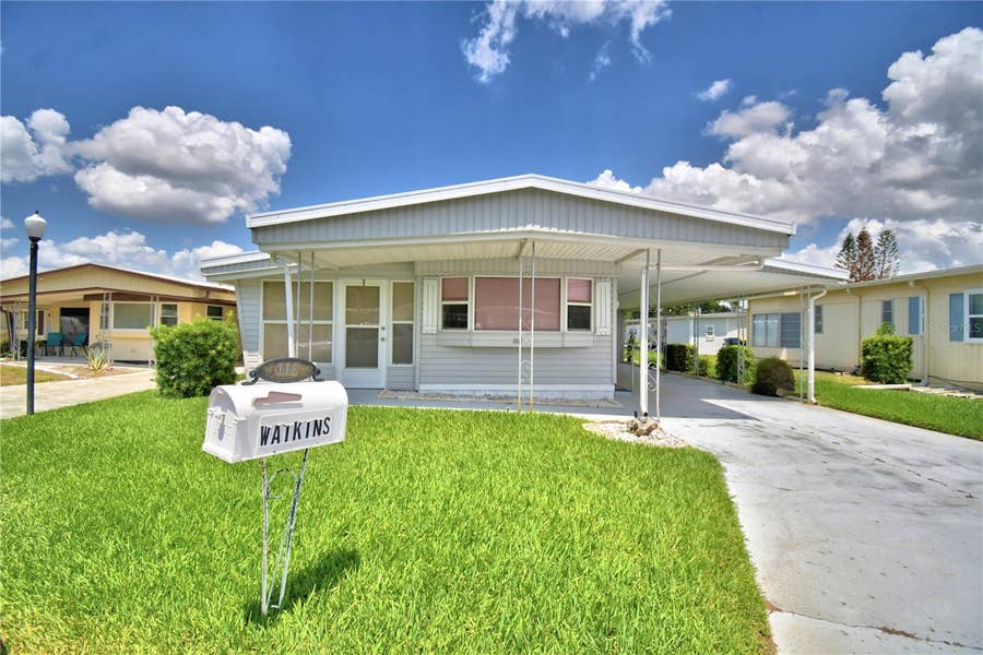 Property photo for 118 PARADISE LANE, Auburndale, FL
